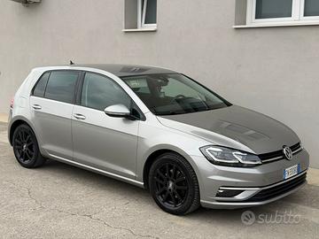 VOLKSWAGEN GOLF 7.5