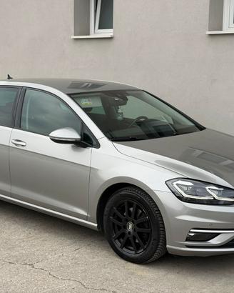 VOLKSWAGEN GOLF 7.5