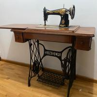 Macchina da cucire vintage singer