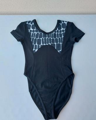 body nero con fantasia astratta 