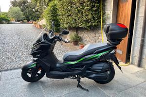 Kawasaki J300 - 2020