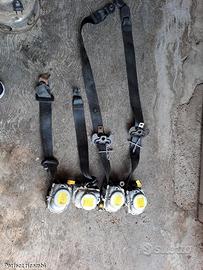 Cinture sicurezza ford fiesta 2020