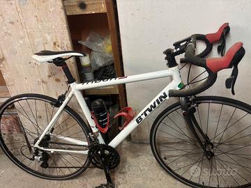 Bicicletta da corsa B'Twin Triban 3.