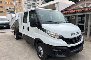 2 esemplari Iveco Daily 35C16 doppia cabina