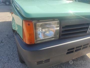 Proiettore destro FIAT PANDA del 2002