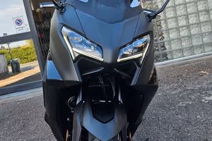 T Max 560 2025 euro 5+