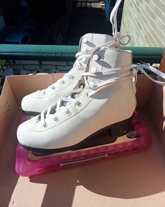 pattino da ghiaccio bimba