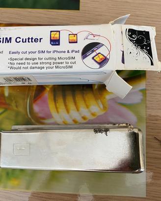 Taglia SIM Professionale (MicroSIM Cutter)