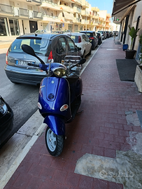 Vespa ET4 125 anno 99