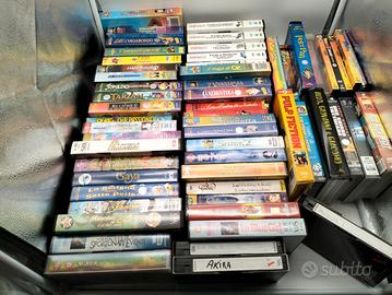 Videocassette VHS cartoni e film - STOCK
