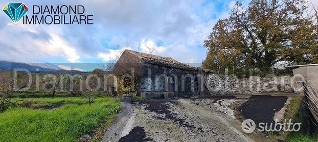 Terreno 22.260 mq con rustici a sant'alfio - Vista 2