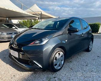 Toyota Aygo 1.0 x-play 5p my15