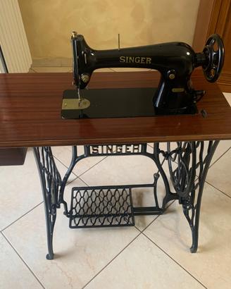 Macchina da cucire d epoca