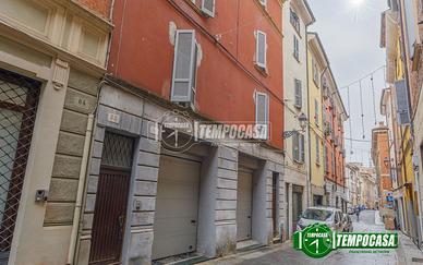 Stabile - Palazzo a Piacenza 10 locali