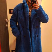cappotto Teddy blu Bershka