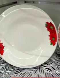 Piatti tema natalizio in porcellana