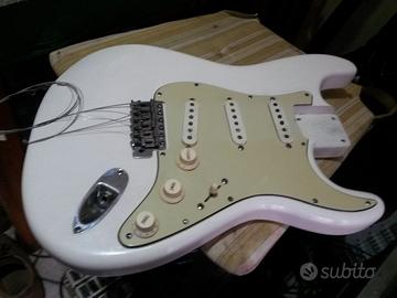 fender stratocaster 1961 oly white original color