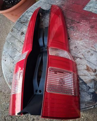 COPPIA DI FANALI  POSTERIORE FIAT PANDA 169