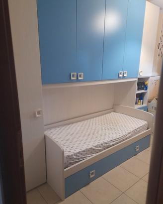 Cameretta 259 cm h, 300 cm lung, 60 cm profonda