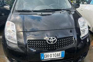 TOYOTA Yaris 1.4 D-4D 3 porte Sol