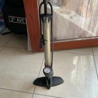 Pompa per ruote bici