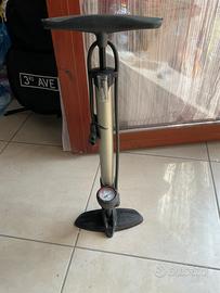 Pompa per ruote bici