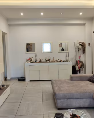 V 3 ristrutturato con terrazzo, giardino e garage