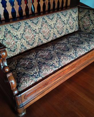Divano d'epoca in legno primi 900 ben conservato