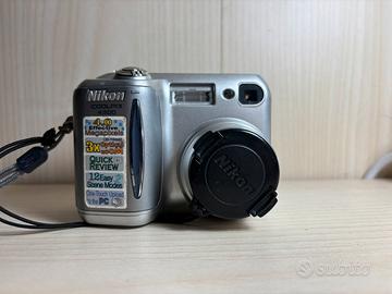 Nikon coolpix 4300 grigia