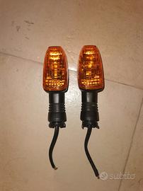 Coppia Frecce / Indicatori di Direzione Kawasaki 