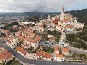 Appartamento in centro storico di Cervo