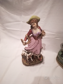 Lady con cane porcellana capodimonte