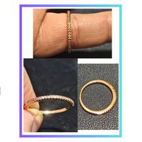 Anello eternity stile minimalist con zirconia bril