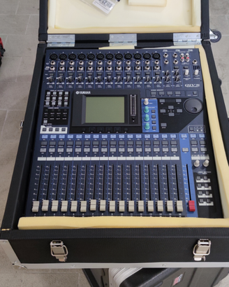 Mixer audio Yamaha 01V96