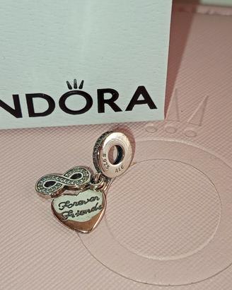 Charm Pandora cuore con infinito 