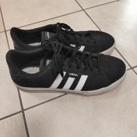 Scarpe adidas  fw7439 n. 46
