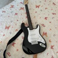 Chitarra elettrica Eko + amplificatore Laney LG12