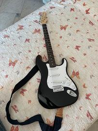 Chitarra elettrica Eko + amplificatore Laney LG12