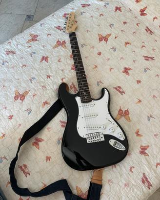 Chitarra elettrica Eko + amplificatore Laney LG12