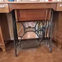 como',coppia comodini,macchina da cucire