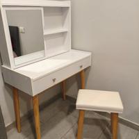 Tavolo trucco toeletta