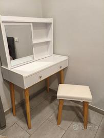 Tavolo trucco toeletta