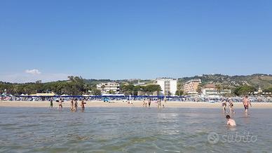 Trilocale 6 posti letto con spiaggia inclusa