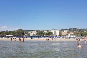 Trilocale 6 posti letto con spiaggia inclusa