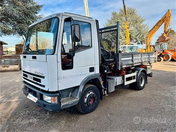 IVECO EUROCARGO 100E15 RIBALTABILE con GRU