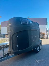 Trailer cavalli HUMBAUR Maximus 2400kg per due cav