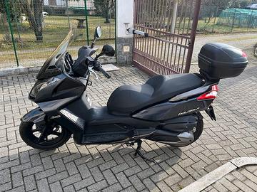 Kymco Downtown 300i (2009) 13350 km