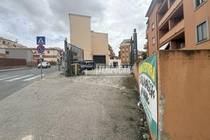 Box a Tarquinia Via delle Croci 2 locali