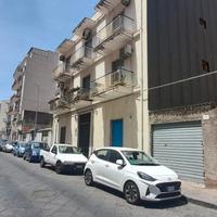 Via Messina/Ognina 28 Vani con Giardino e Terrazze