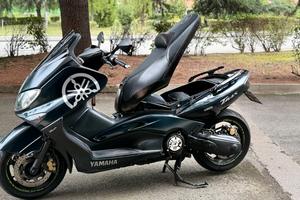 Yamaha T-Max 500